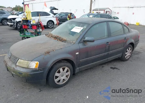 2000 Volkswagen Passat Gls V6 from USA, damaged, VIN WVWMD23B6YP300191